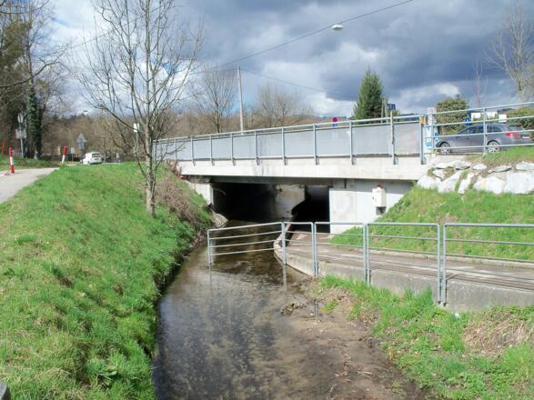 Autobahnunterführung
