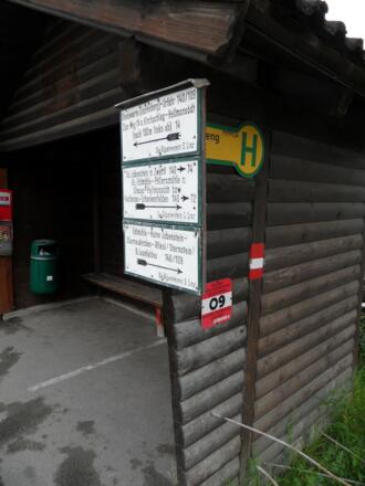 In Untergeng gibt es ausführliche Wegweiser.