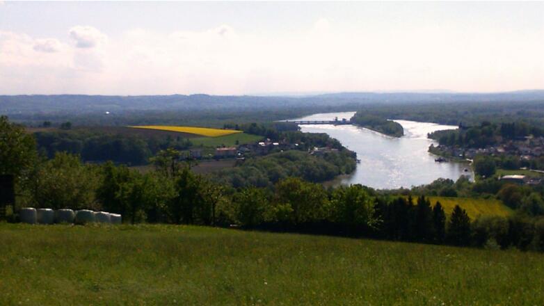 Dürnberg 470m, Blick zum Kraftwerk Ottensheim