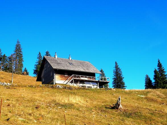 Unter Hütte (1300m) vor der Kirchdorfer- bzw. Ahornalmhütte