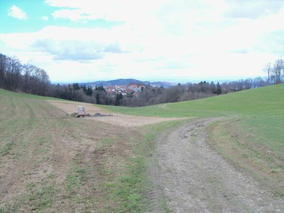 Weiter über ein Feld