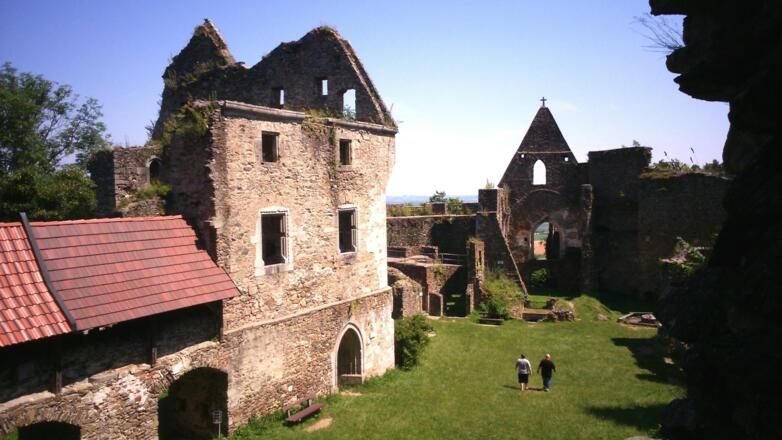 Ruine Schaunburg 375m