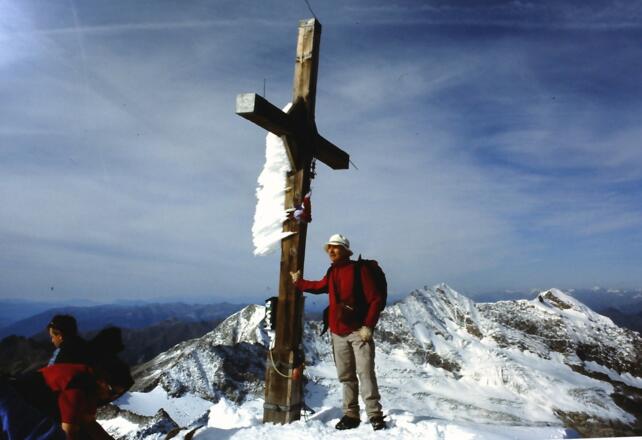 Gr. Möseler 3480m, mit schiefem Kreuz.