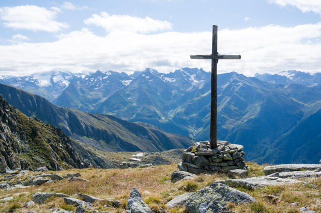 Jochkreuz am Napfjoch