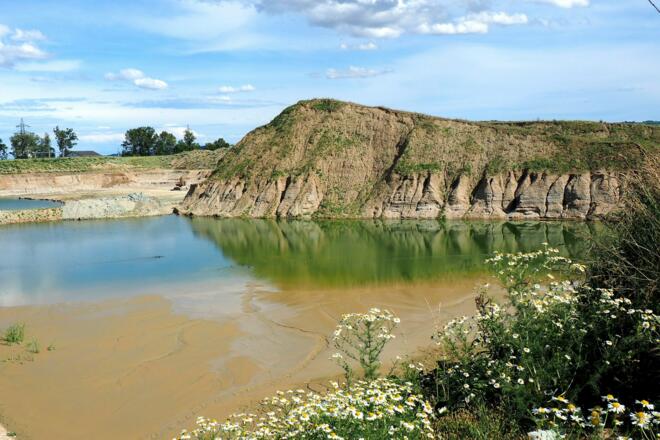 Grube 4, Blick zum oberen Grubenrand