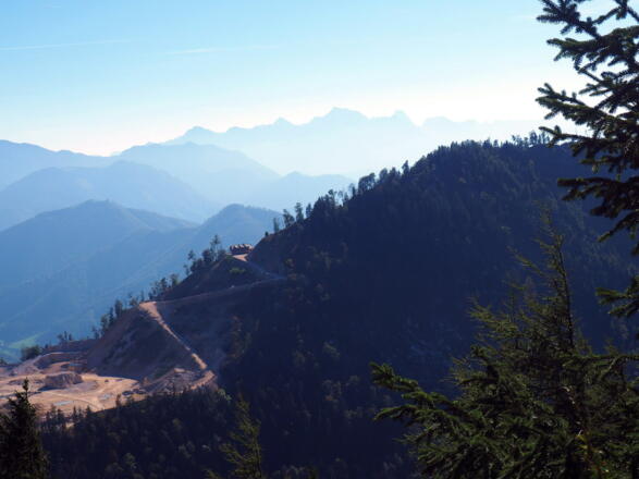 Prielkamm im Hintergrund