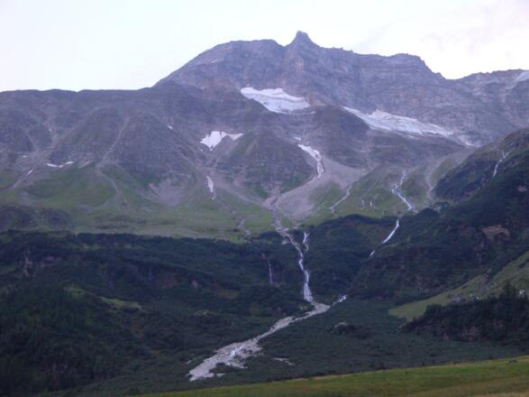 Weg nach Kolm Saigurn 
