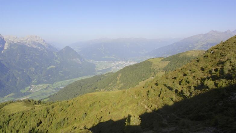 Am Weg zum Ziethenkopf. Blick zurück auf Lienz