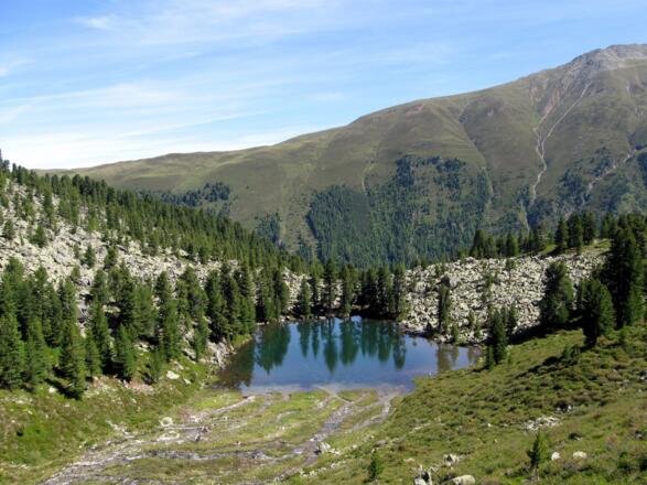 Unterhalb des Kanppenhauses befindet sich der sog. Puchersee, der aufgrund seiner Herzform auch sehr gerne als &quot;Herzsee&quot; bezeichnet wird.