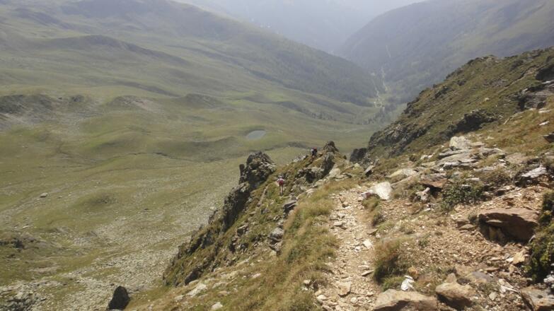 Nach der Annaruhe hinunter zur Querung des Schronecks