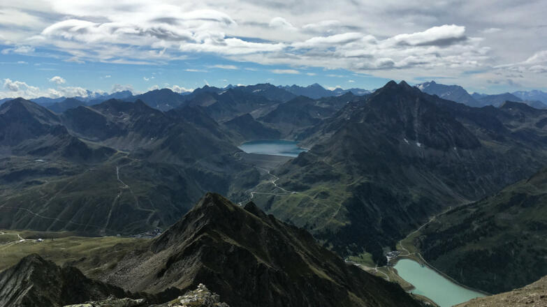 Blick vom Pirchkogel in die Stubaier Alpen