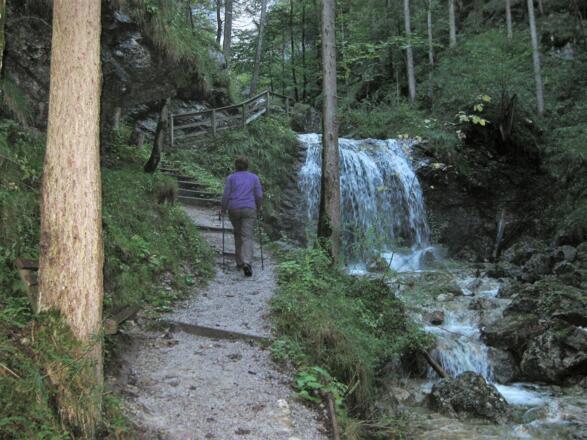 Zustieg zur Strohwollner Schlucht