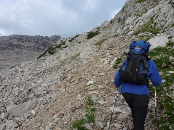 Steil beginnt der Weg am Fuße des Breithorns.