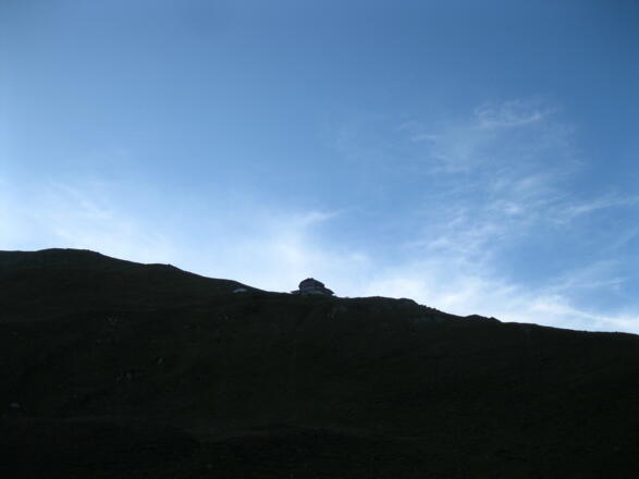 Blick zur Sillianer Hütte frühmorgens
