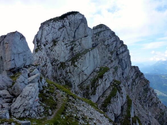 Die &quot;Truhe&quot; (Bildmitte) ist noch ein markanter Wegpunkt vor dem Ulrichshorn.