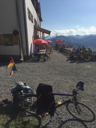 Gaudeamus-Hütte 1263 m - Ziel erreicht Jippi!
