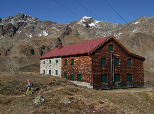 Nierderelbehütte im Spätherbst