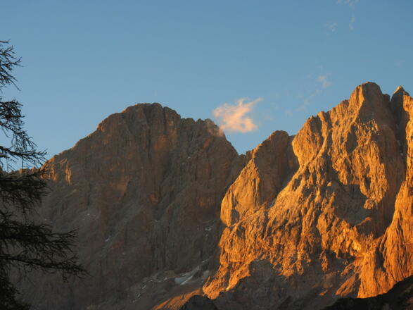 Dachstein beim Sonnenuntergang von der Austriahütte