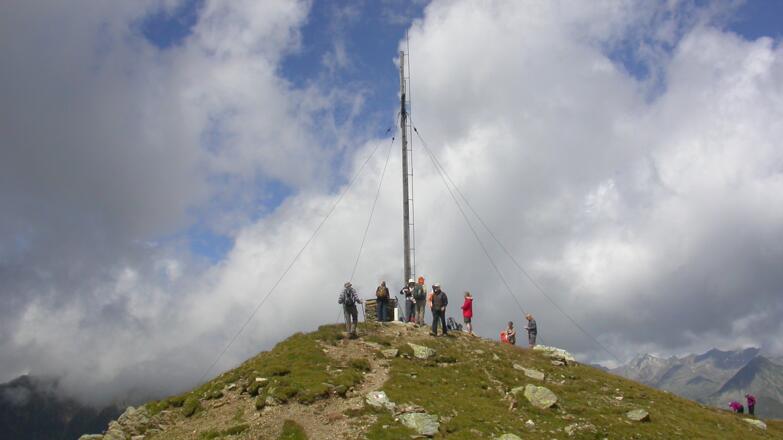 Wir haben den Gipfel am Hochkreuz (2739m) erreicht