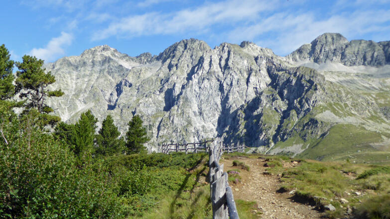 Die Ohrenspitzen und das Almerhorn in den Rieserfernern