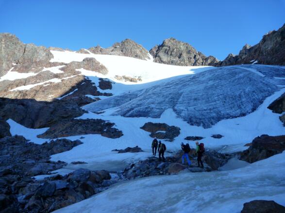 ... wenig später erreichen wir den Fuß des Eiskastenferners.