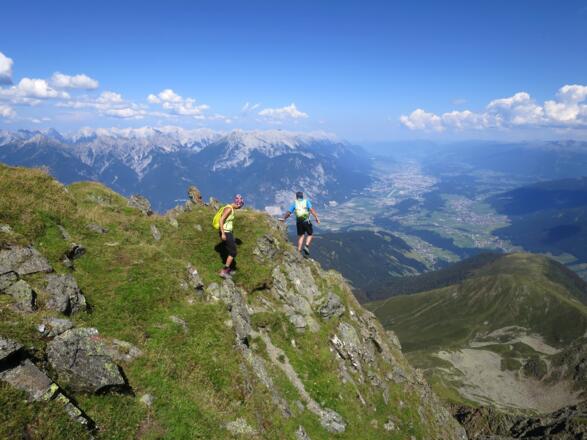 ... ausgesetzt und erfordert Achtsamkeit und eine sicheren Tritt.
