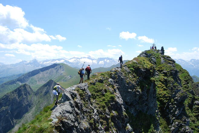 Am Gipfelgrat der Laderdinger Gamskarspitze