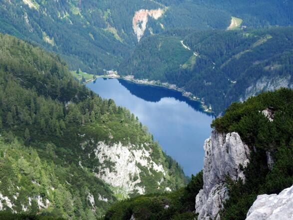 Vorderer Gosausee von der Gabelkogelscharte