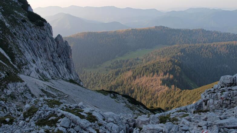 Rückblick ins Nockkar von oben.