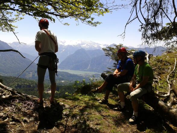 Beim Ausstieg beginnt auch die Abseilpiste.