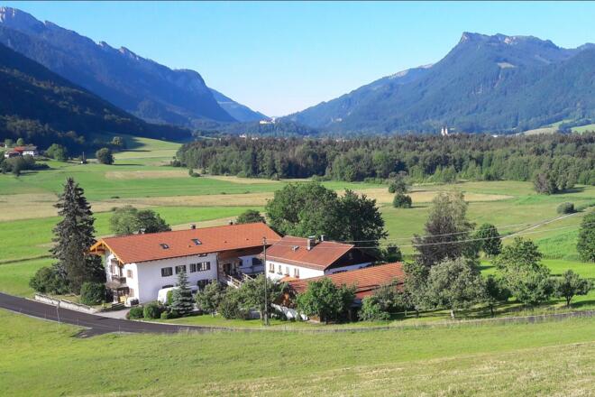 Hausbild mit Blick Richtung Aschau