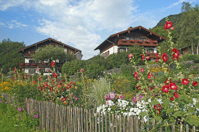 Koyerbauer_links Haupthaus_rechts Nebenhaus