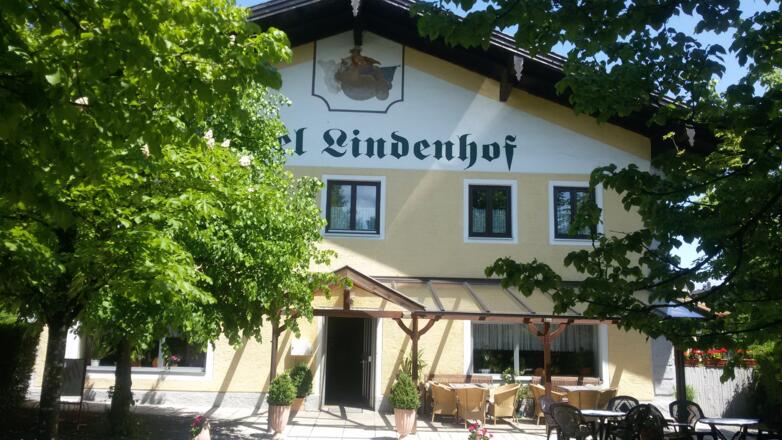 Eingang Hotel Pension Lindenhof