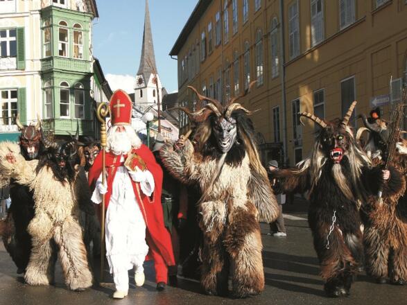 Nikolaus und Krampus
