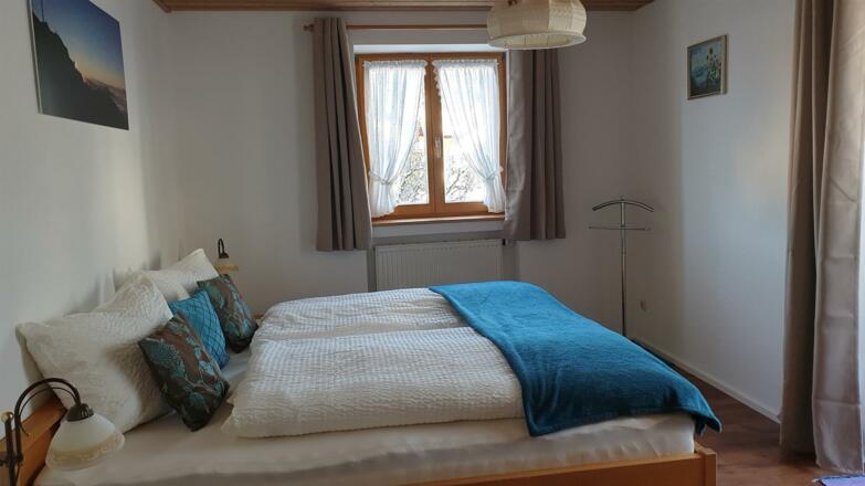 Schlafzimmer Bett 200 mal 200