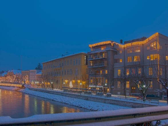 Winterbild Hotel Goldenes Schiff