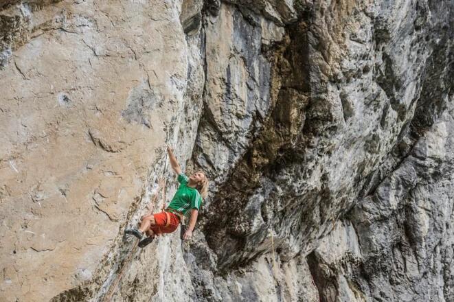 web-klettern-schleierwasserfall-going-foto-von-fel