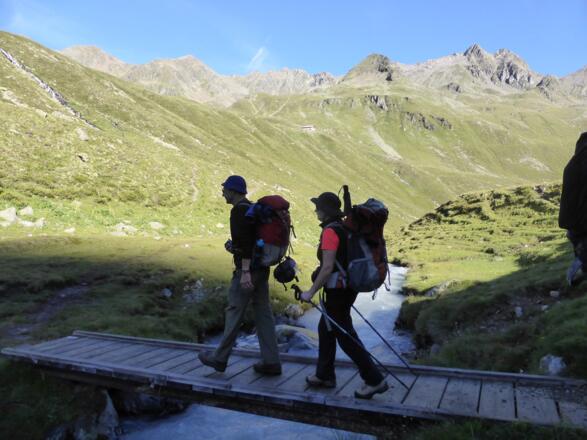 Brücke über der Gletschbach im Gleirschtal.
