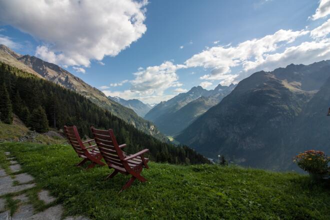 Gemütliche Sitzgelegenheit mit bestem Ausblick