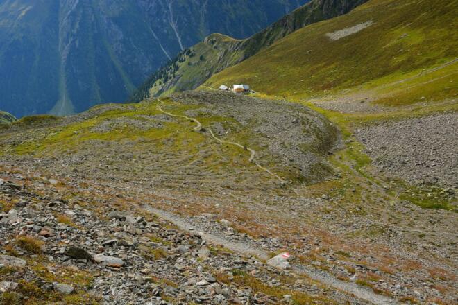 Tiefblick zur Rüsselsheimer Hütte