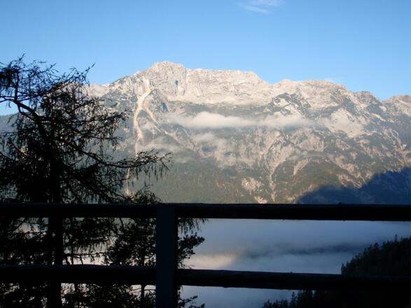 Oedl Hütte 1575 m, Blick zum Hagengebirge
