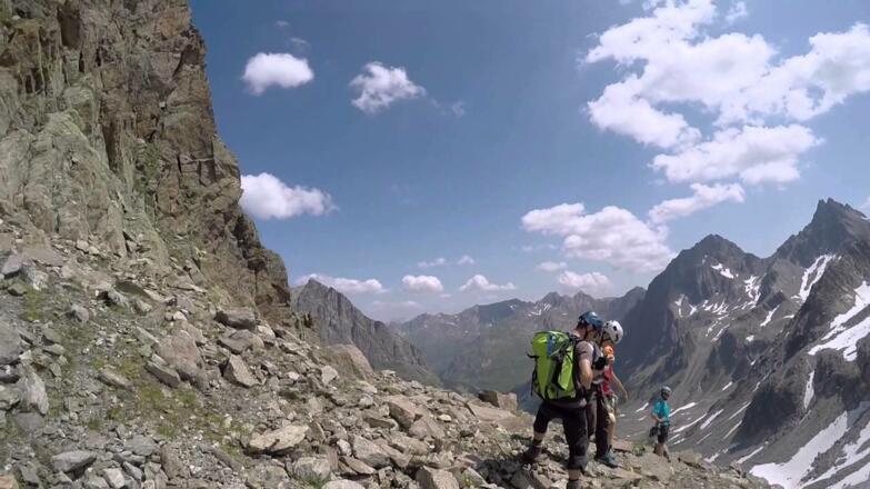 am Gipfel der Kirche und Abstieg