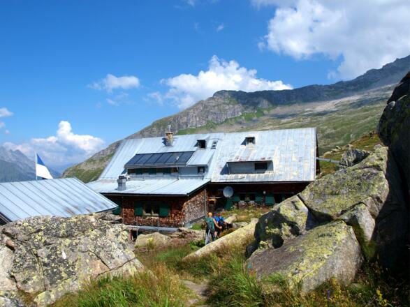 Hütte 2178m wieder erreicht
