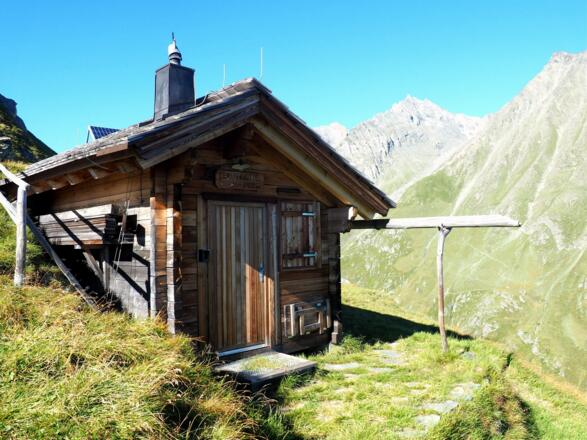 Fensterhütte 1.400m beim Abstieg