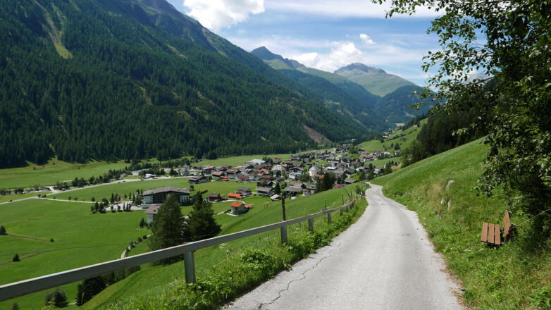 Aufstieg, Blick zurück nach St. Jakob
