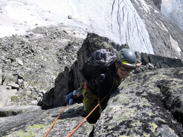 Auf der Hinterseite noch eine kurze Verschneidung (5) ...