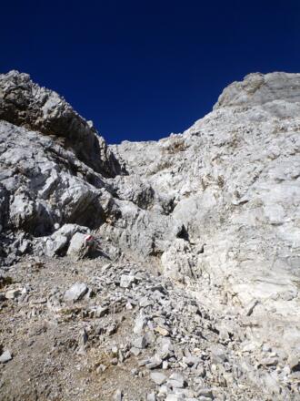 kurze Kletterpassage beim Anstieg auf die Kaskarspitze