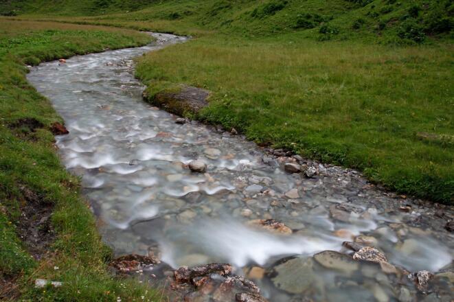 Kinderstube: Oberhalb der Sticklerhütte ist die Mur noch ein munteres Bacherl