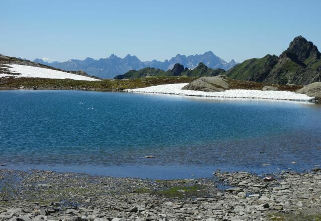 Kuglater See mit Lechtalern