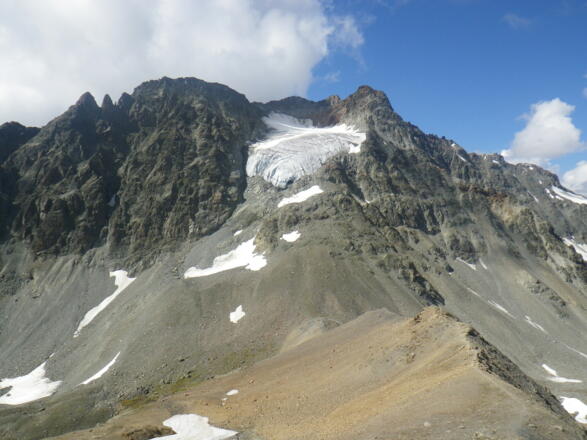 Blick zum Futschöl-Ferner, rechts ist der Gratweg erkennbar